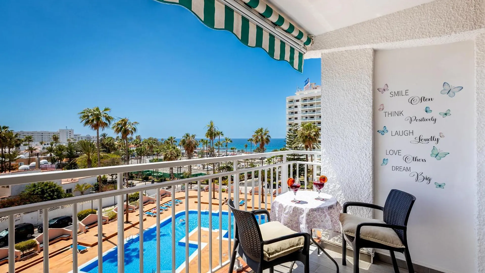 Lovely Acapulco Playa De Las Americas